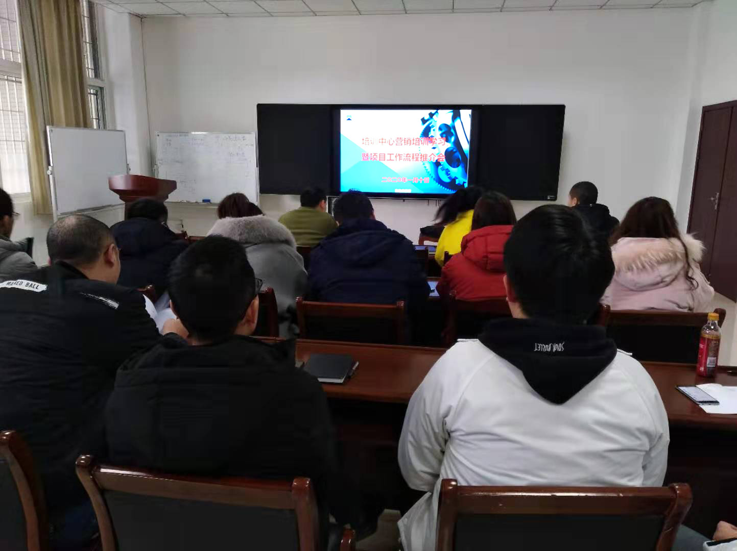 抢时间?抓基础?勤学有收获 ——学院培训中心开展业务能力提升培训