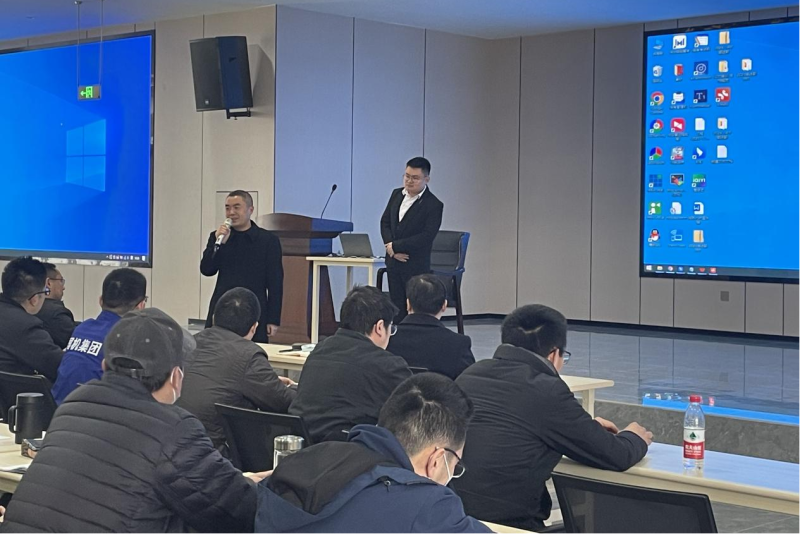 创新思维  以促发展 —学院组织开展科研论文选题与写作培训