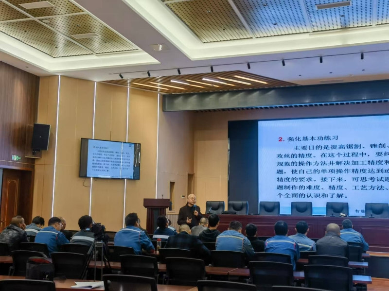 校企合作谱新章——安院助力昊华清平磷矿职工技能提升