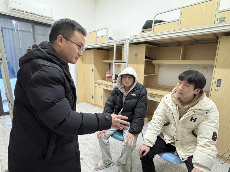 慰问实习生，关爱暖人心——学院深化产教融合与人文关怀