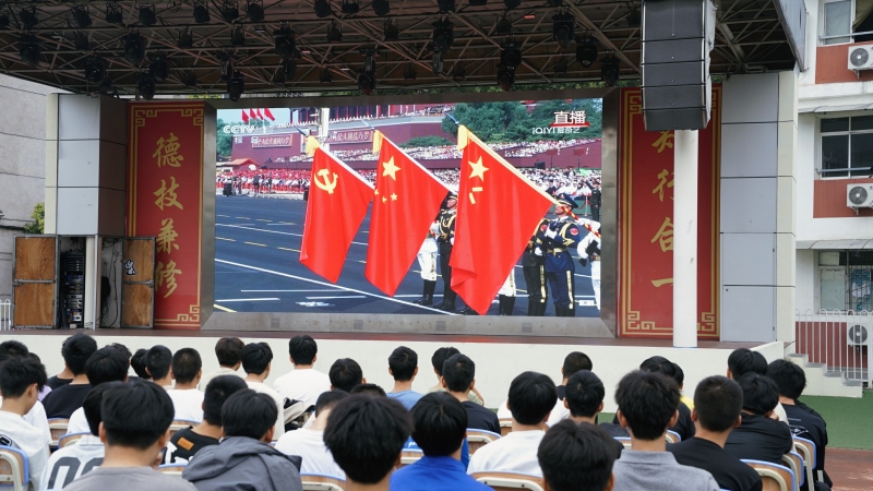 DSC05739~1.jpg DSC05739~1.jpg